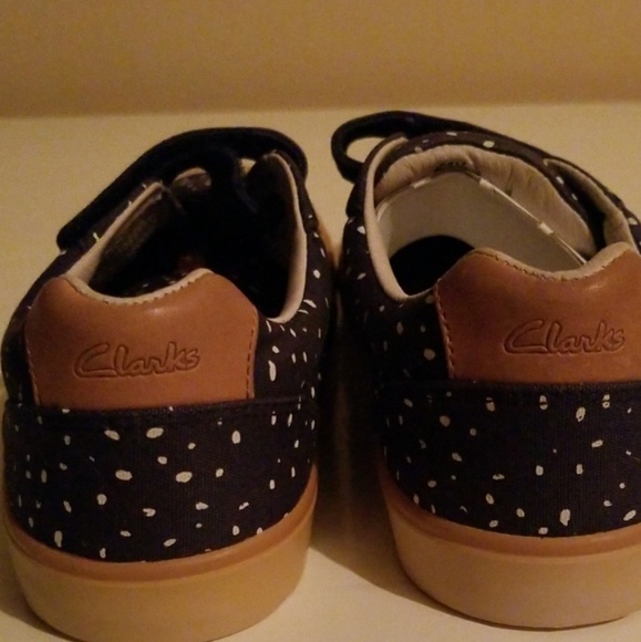 Shoes - Picture 2 of 3